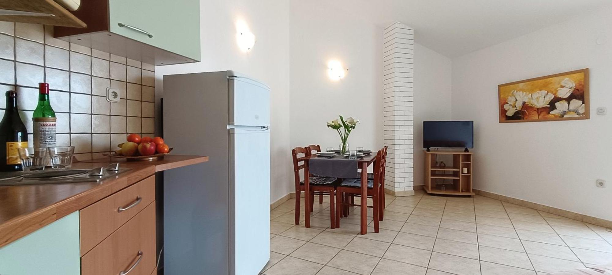 Apartments Roko Lalin Pakoštane Exteriör bild